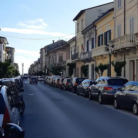 Acropolis * В'яреджо