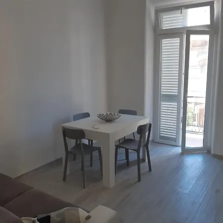 Acropolis * فياريجيو